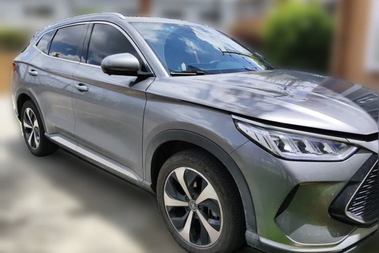 Used BYD Song PLUS New Energy 2021 DM-i 110KM Flagship PLUS Front Right 45 Deg