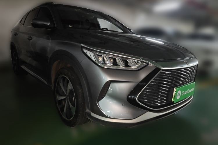 Used BYD Song PLUS New Energy 2021 DM-i 110KM Flagship Model Front Right 45 Deg