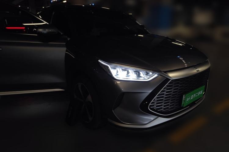Used BYD Song PLUS New Energy 2021 DM-i 110KM Flagship PLUS Front Right 45 Deg