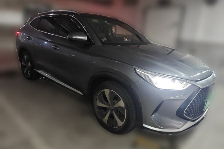 Used BYD Song PLUS New Energy 2021 DM-i 110KM Flagship Model Front Right 45 Deg
