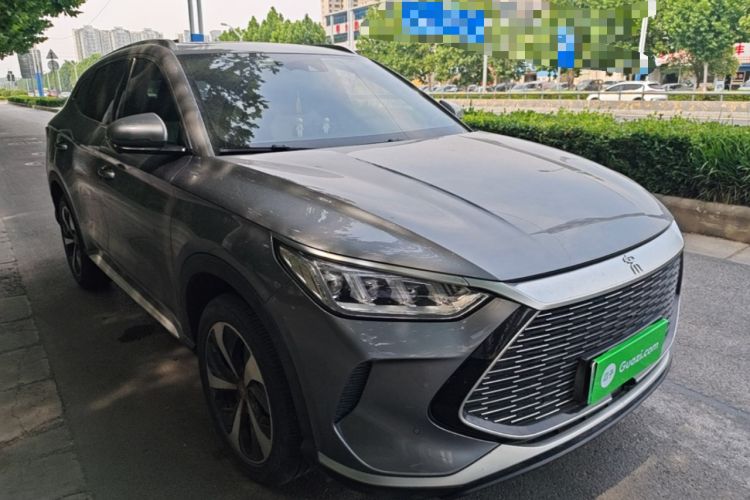 Used BYD Song PLUS New Energy 2021 DM-i 51KM Prestige Model Front Right 45 Deg
