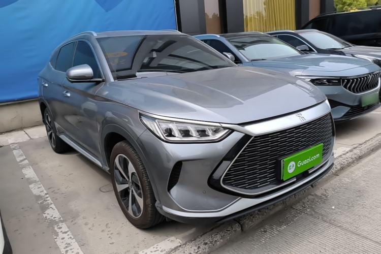 Used BYD Song PLUS New Energy 2021 DM-i 110KM Flagship PLUS 5G Edition Front Right 45 Deg