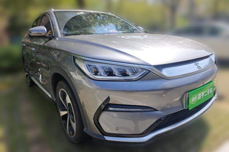 Used BYD Song PLUS New Energy 2021 EV Deluxe Model Front Right 45 Deg