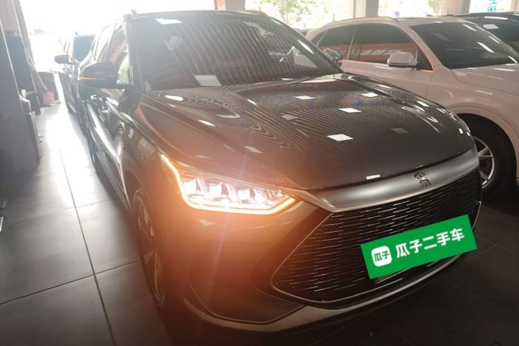 Used BYD Song PLUS New Energy 2021 DM-i 51KM Prestige Model Front Right 45 Deg