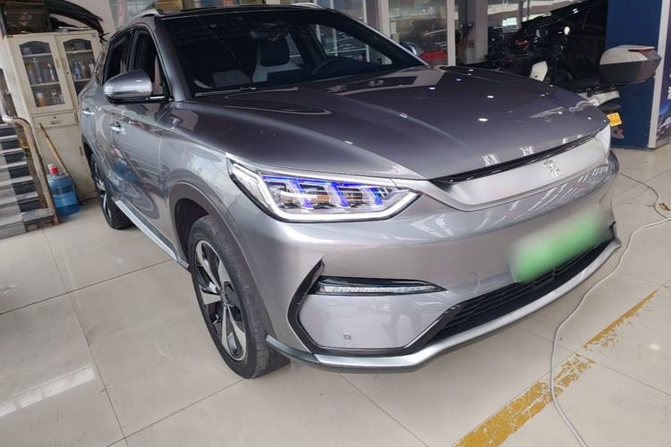Used BYD Song PLUS New Energy 2021 EV Deluxe Model Front Right 45 Deg