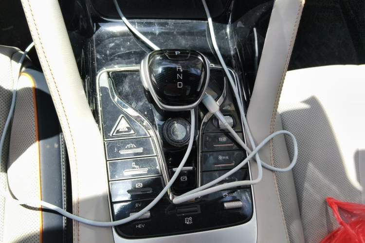 Used BYD Song PLUS New Energy 2021 DM-i 110KM Flagship PLUS Gear Lever