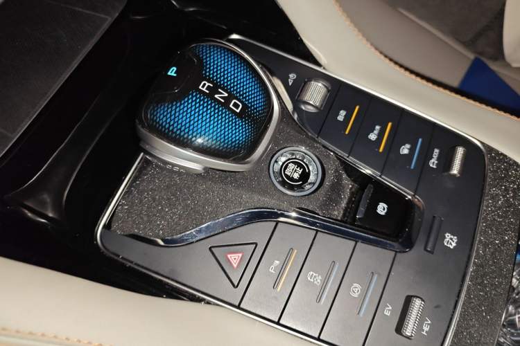 Used BYD Song PLUS New Energy 2021 DM-i 110KM Flagship Model Gear Lever