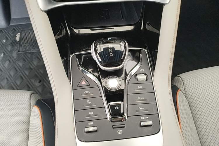 Used BYD Song PLUS New Energy 2021 EV Flagship Model Gear Lever