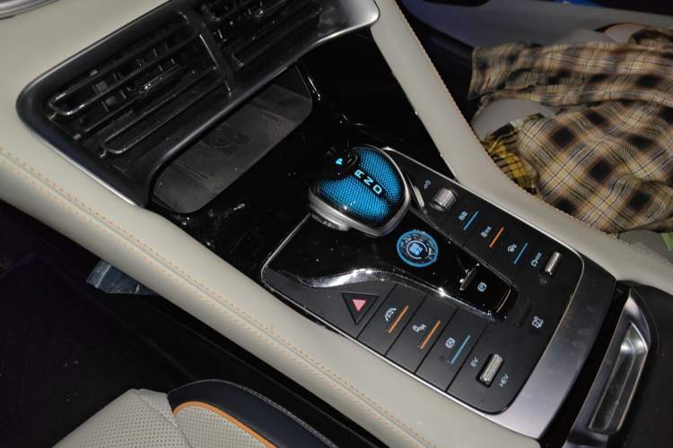 Used BYD Song PLUS New Energy 2021 DM-i 110KM Flagship PLUS Gear Lever