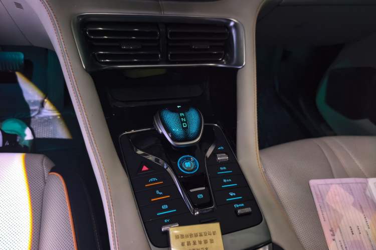 Used BYD Song PLUS New Energy 2021 DM-i 110KM Flagship PLUS Gear Lever