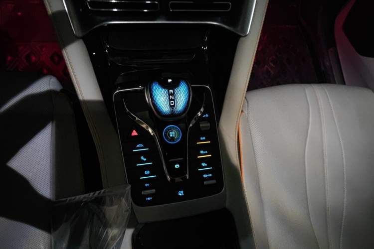 Used BYD Song PLUS New Energy 2021 DM-i 110KM Flagship PLUS Gear Lever