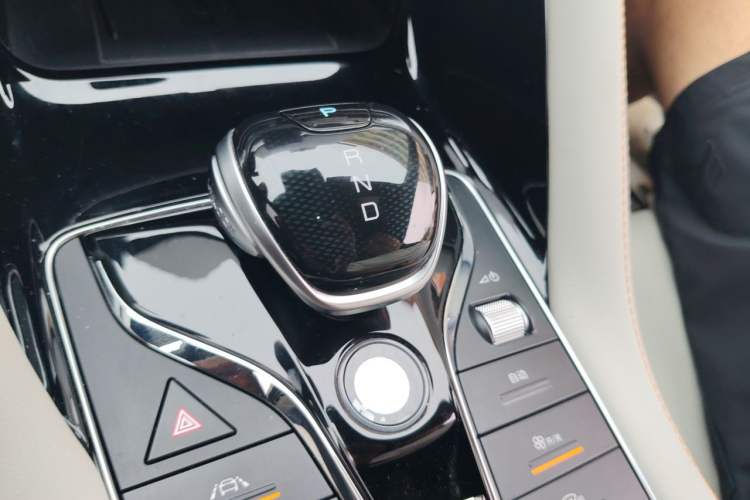 Used BYD Song PLUS New Energy 2021 DM-i 110KM Flagship PLUS Gear Lever