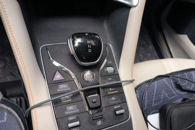 Used BYD Song PLUS New Energy 2021 DM-i 110KM Flagship PLUS Gear Lever