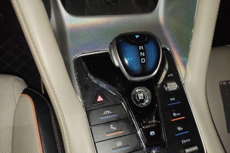 Used BYD Song PLUS New Energy 2021 DM-i 51KM Prestige Model Gear Lever