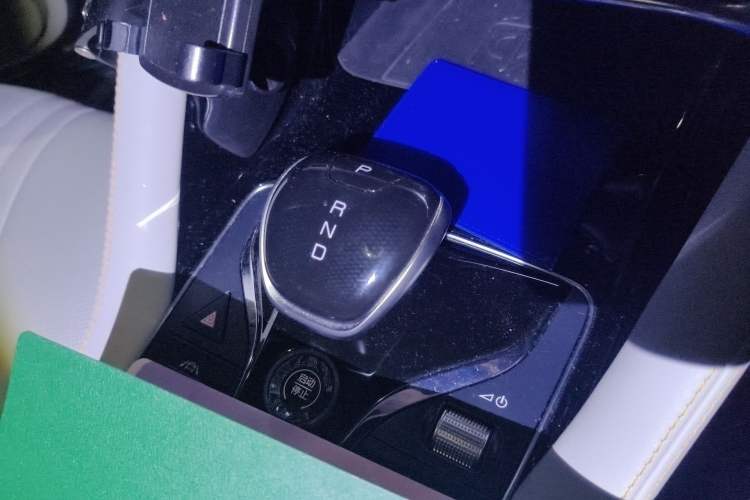 Used BYD Song PLUS New Energy 2021 DM-i 110KM Flagship PLUS Gear Lever