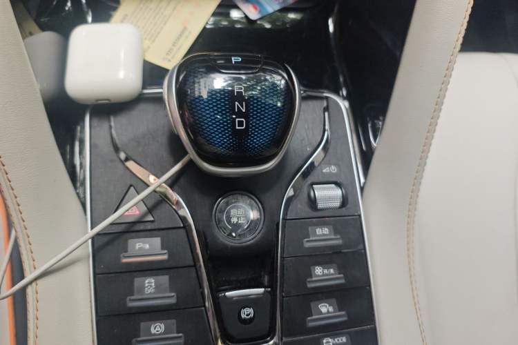 Used BYD Song PLUS New Energy 2021 DM-i 110KM Flagship Model Gear Lever