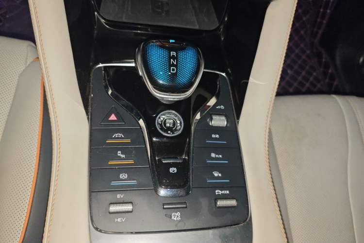 Used BYD Song PLUS New Energy 2021 DM-i 51KM Prestige Model Gear Lever