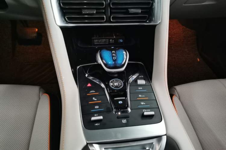 Used BYD Song PLUS New Energy 2021 DM-i 110KM Flagship PLUS Gear Lever
