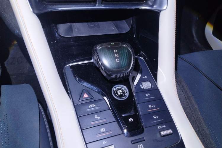 Used BYD Song PLUS New Energy 2021 DM-i 110KM Flagship PLUS Gear Lever