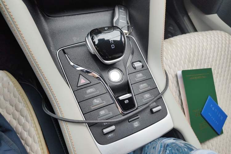 Used BYD Song PLUS New Energy 2021 DM-i 110KM Flagship PLUS Gear Lever