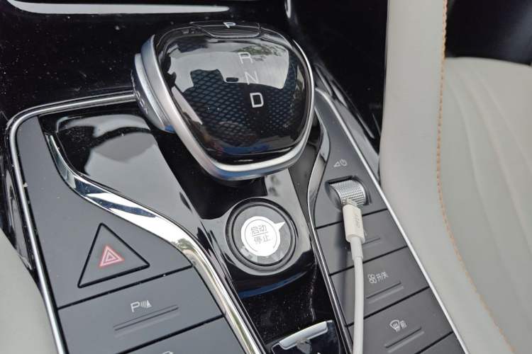 Used BYD Song PLUS New Energy 2021 DM-i 110KM Flagship Model Gear Lever