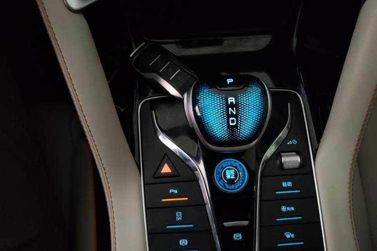 Used BYD Song PLUS New Energy 2021 DM-i 110KM Flagship Model Gear Lever
