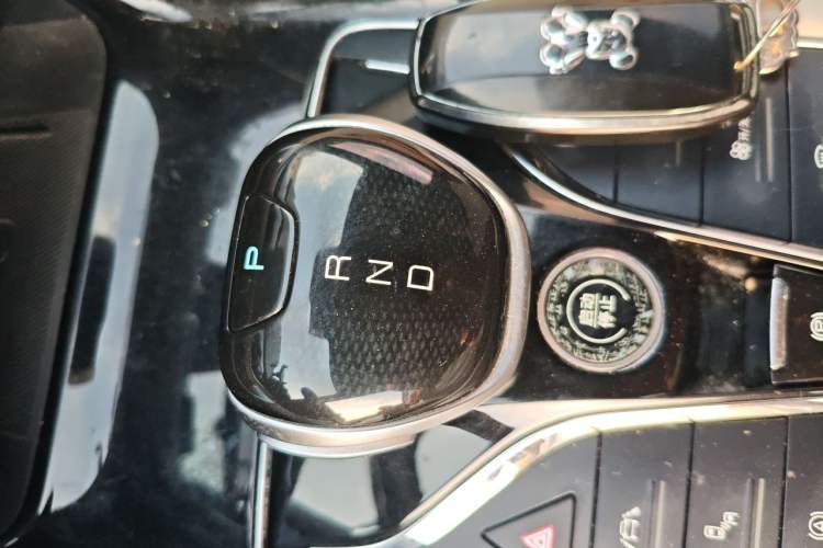 Used BYD Song PLUS New Energy 2021 DM-i 110KM Flagship PLUS Gear Lever