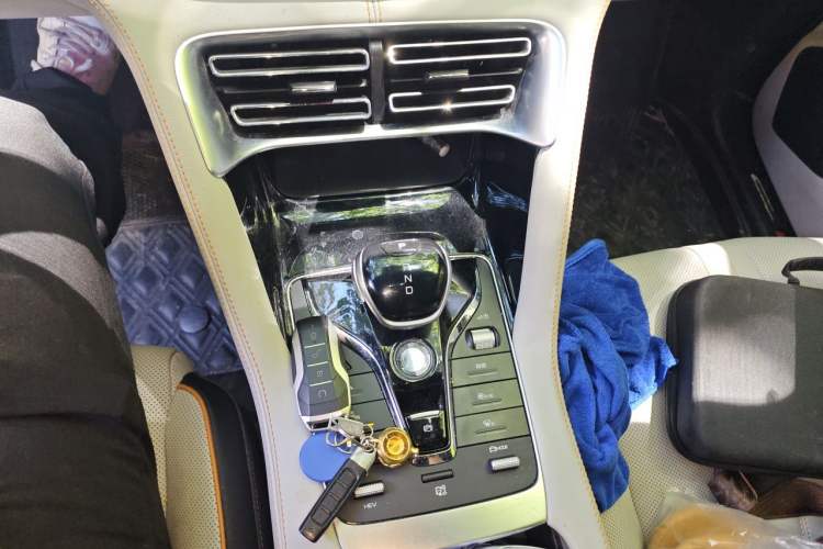 Used BYD Song PLUS New Energy 2021 DM-i 110KM Flagship Model Gear Lever