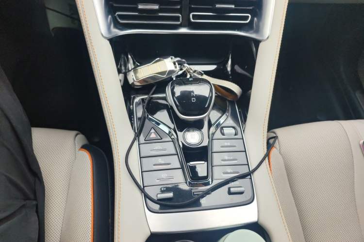 Used BYD Song PLUS New Energy 2021 DM-i 110KM Flagship PLUS Gear Lever