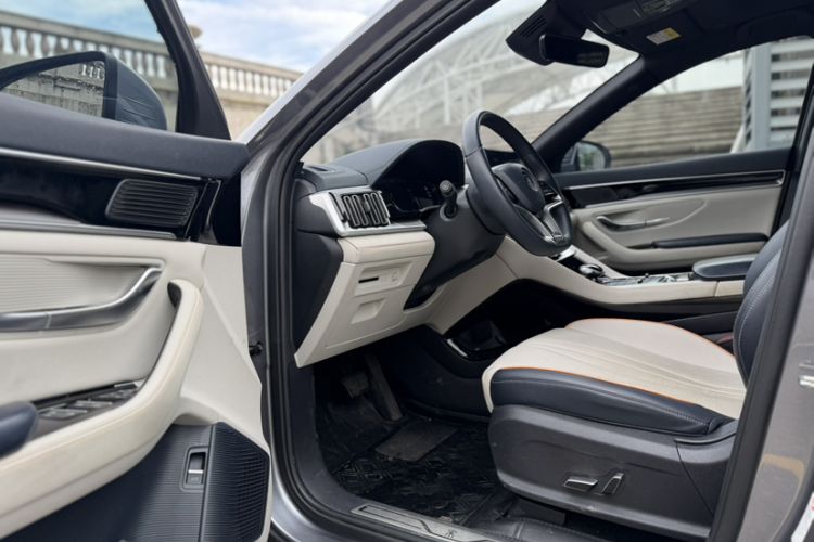 Used BYD Song PLUS New Energy 2021 DM-i 110KM Flagship PLUS Interior 2