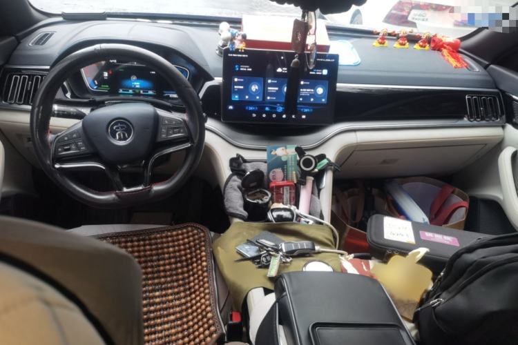 Used BYD Song PLUS New Energy 2021 DM-i 110KM Flagship Model Interior 2