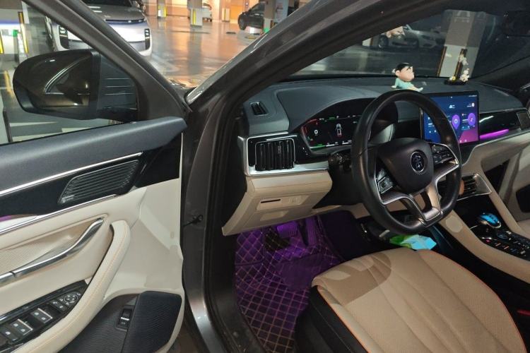 Used BYD Song PLUS New Energy 2021 DM-i 51KM Prestige Model Interior 3