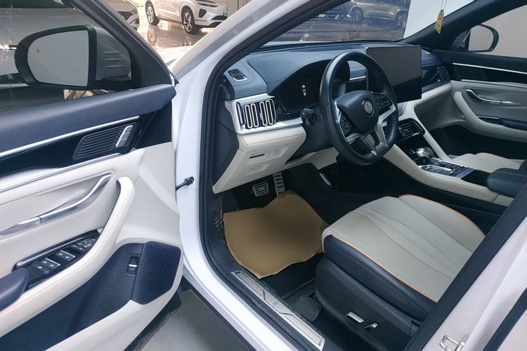 Used BYD Song PLUS New Energy 2021 EV Flagship Model Interior 3