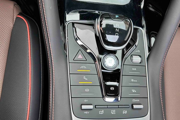 Used BYD Song PLUS New Energy 2021 DM-i 100KM Four-Wheel Drive Flagship PLUS Interior 7