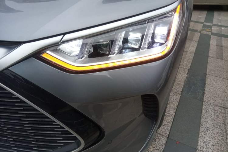 Used BYD Song PLUS New Energy 2021 DM-i 100KM Four-Wheel Drive Flagship PLUS Left Front Headlight