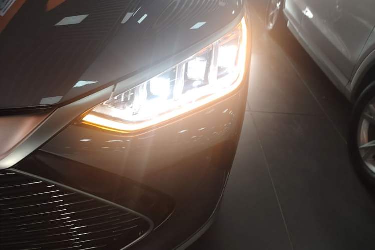 Used BYD Song PLUS New Energy 2021 DM-i 51KM Prestige Model Left Front Headlight