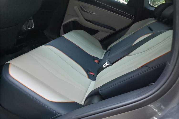 Used BYD Song PLUS New Energy 2021 DM-i 110KM Flagship PLUS Left Rear Seat