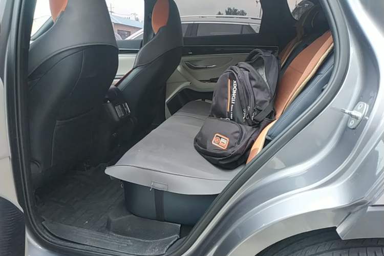 Used BYD Song PLUS New Energy 2021 EV Flagship Model Left Rear Seat