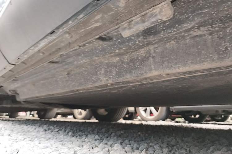 Used BYD Song PLUS New Energy 2021 EV Flagship Model Left Side Sill