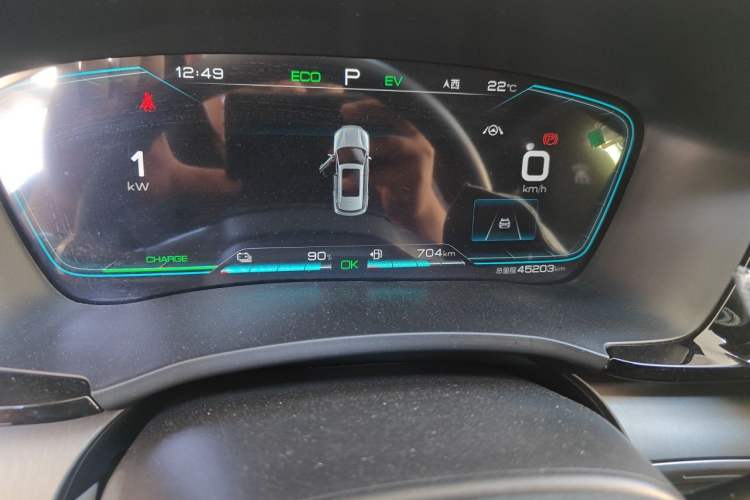 Used BYD Song PLUS New Energy 2021 DM-i 110KM Flagship PLUS Odometer Close Up