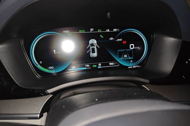 Used BYD Song PLUS New Energy 2021 DM-i 110KM Flagship PLUS Odometer Close Up