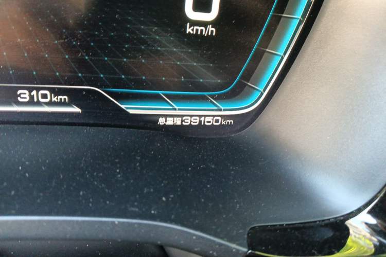 Used BYD Song PLUS New Energy 2021 EV Deluxe Model Odometer Close Up