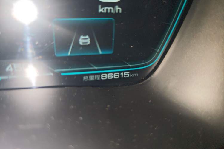 Used BYD Song PLUS New Energy 2021 DM-i 110KM Flagship PLUS Odometer Close Up