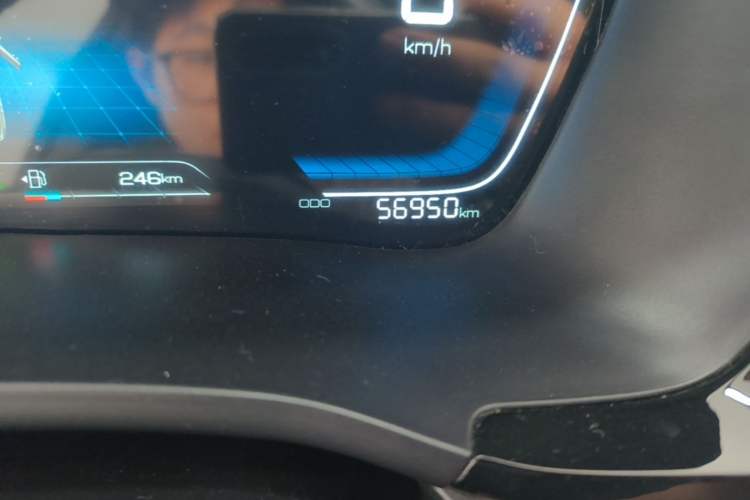 Used BYD Song PLUS New Energy 2021 DM-i 110KM Flagship Model Odometer Close Up