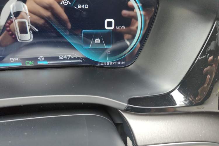 Used BYD Song PLUS New Energy 2021 DM-i 110KM Flagship PLUS Odometer Close Up