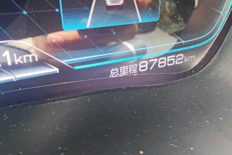 Used BYD Song PLUS New Energy 2021 DM-i 110KM Flagship PLUS Odometer Close Up