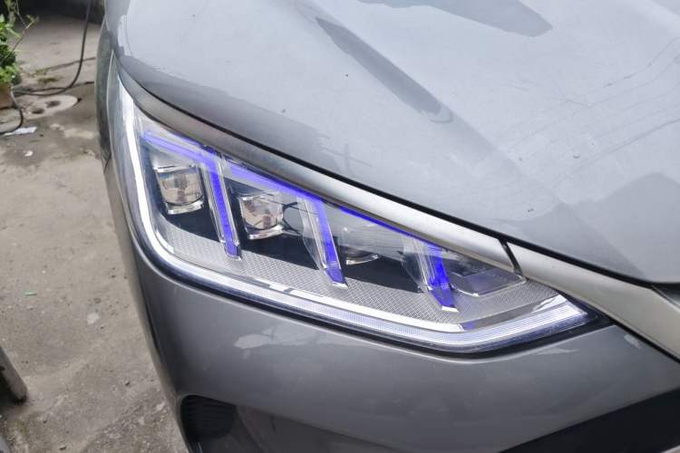 Used BYD Song PLUS New Energy 2021 DM-i 110KM Flagship PLUS Right Front Headlight