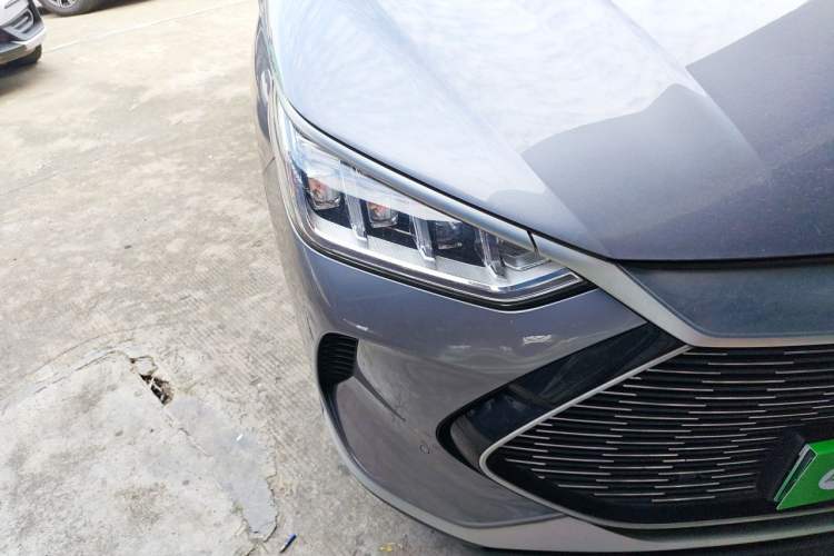 Used BYD Song PLUS New Energy 2021 DM-i 110KM Flagship PLUS Right Front Headlight