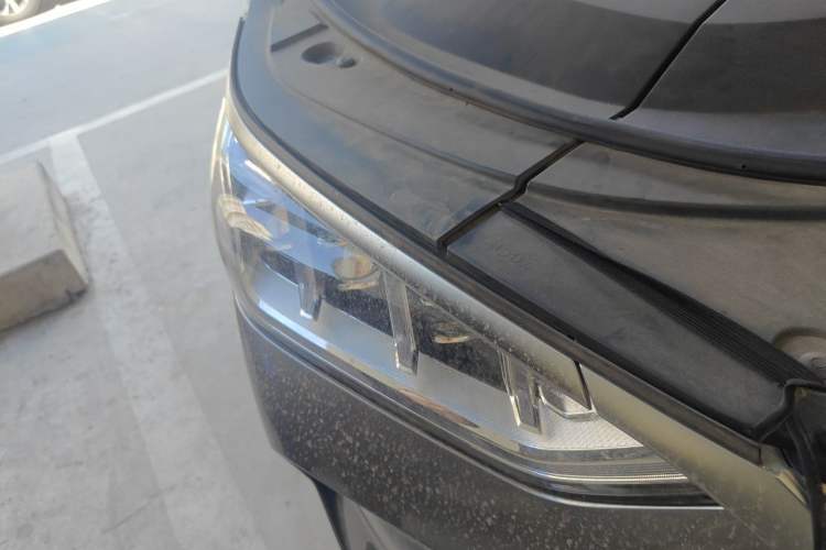 Used BYD Song PLUS New Energy 2021 DM-i 110KM Flagship PLUS Right Front Headlight