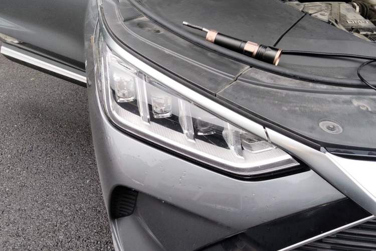 Used BYD Song PLUS New Energy 2021 DM-i 110KM Flagship Model Right Front Headlight
